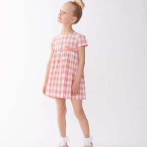 Vestido de cuadros Vichy en tonos maquillaje y blanco