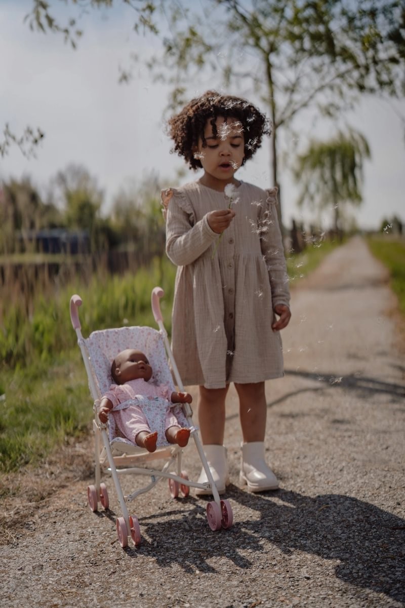 SILLITA PARA MUÑECAS METAL FLORES LITTLE - Imagen 4