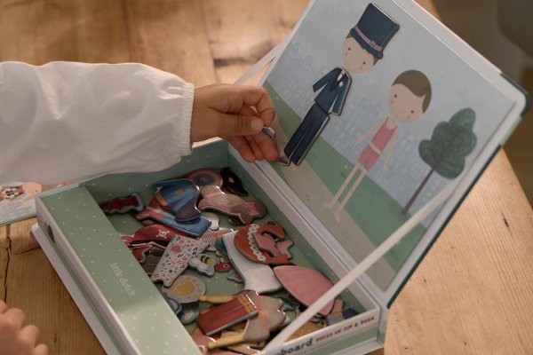 TABLERO MAGNÉTICO JIM & ROSA FSC LITTLE Little Dutch - Imagen 6