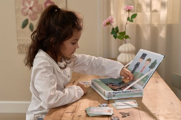 TABLERO MAGNÉTICO JIM & ROSA FSC LITTLE Little Dutch - Imagen 4