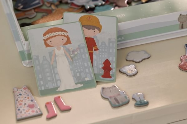 TABLERO MAGNÉTICO JIM & ROSA FSC LITTLE Little Dutch - Imagen 3